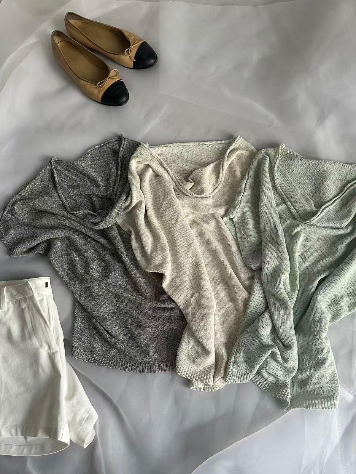 XQ009 斜肩設計上衣