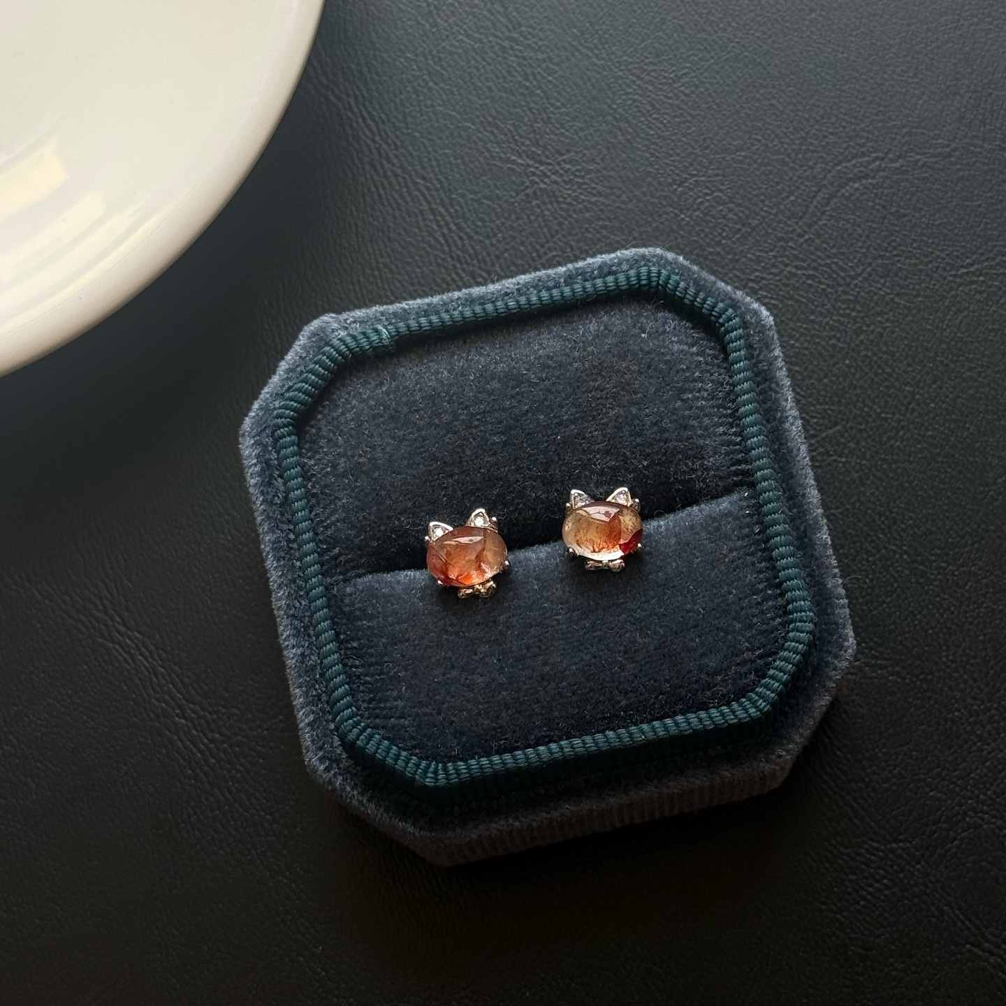 [原石] 紅膠花石英 水晶耳環