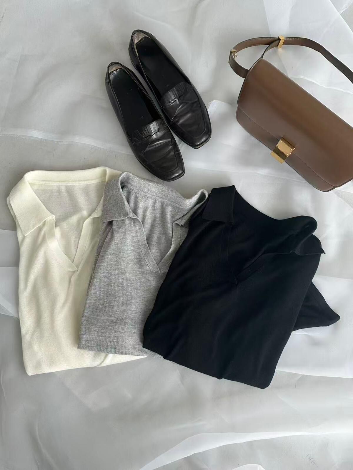 XQ011 V 領透膚針織衫