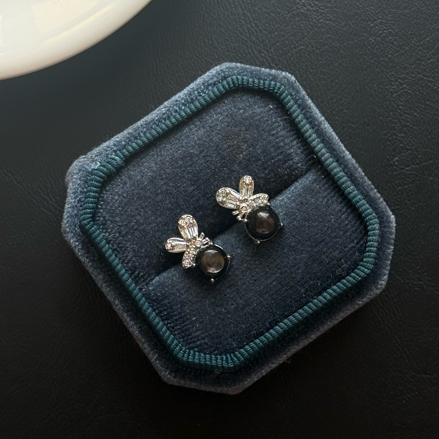 [原石] 金運石 耳環