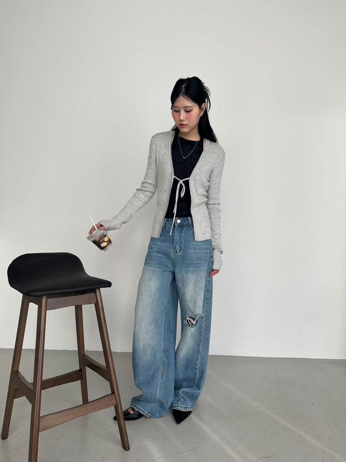 XQ032 復古高腰破洞寬版牛仔褲