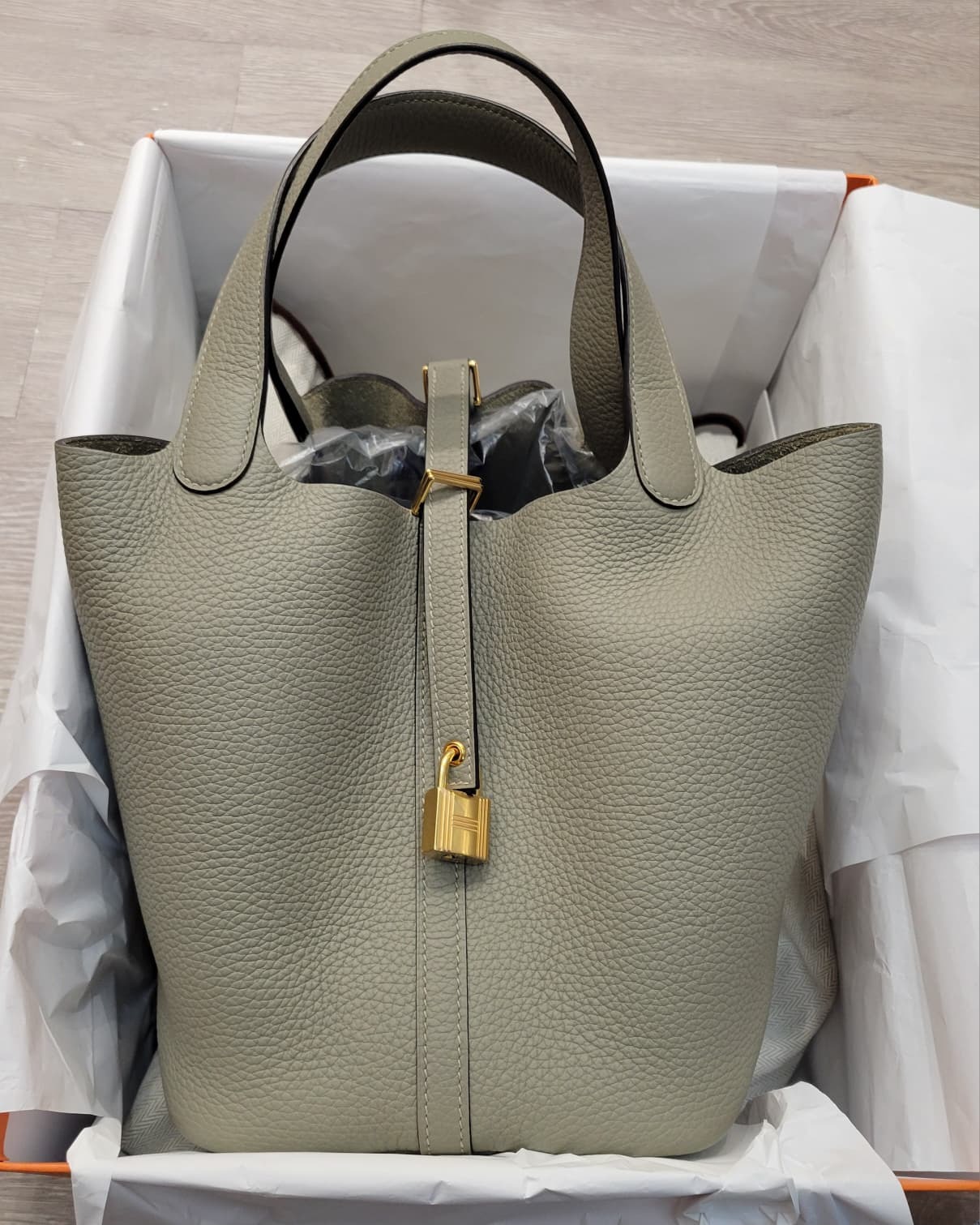 99%/UNUSED HERMES PICOTIN 22 Q1 SAUGE CC