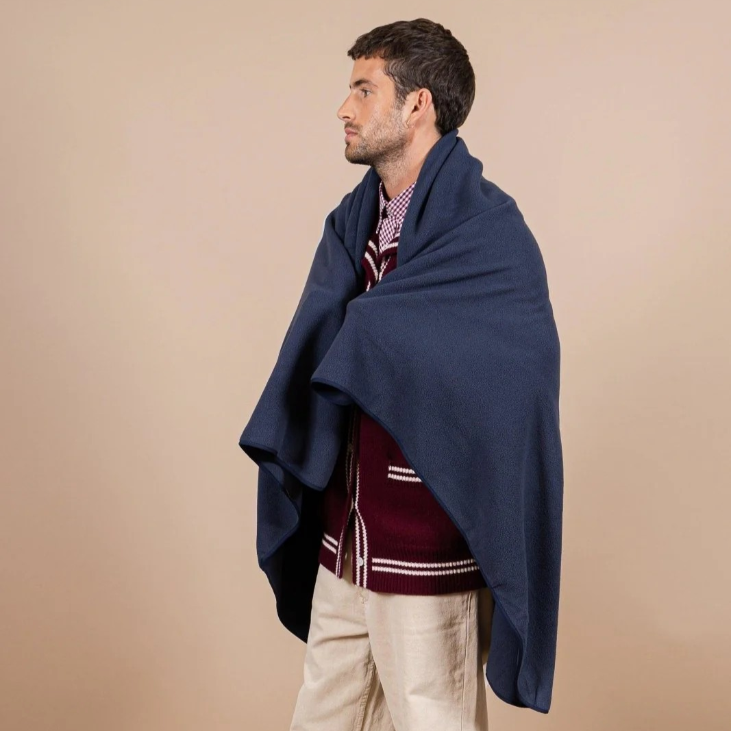 1FL0401-144 [FLOTTE] 2-in-1 Cushion Throw Indigo #F21032 (EU)