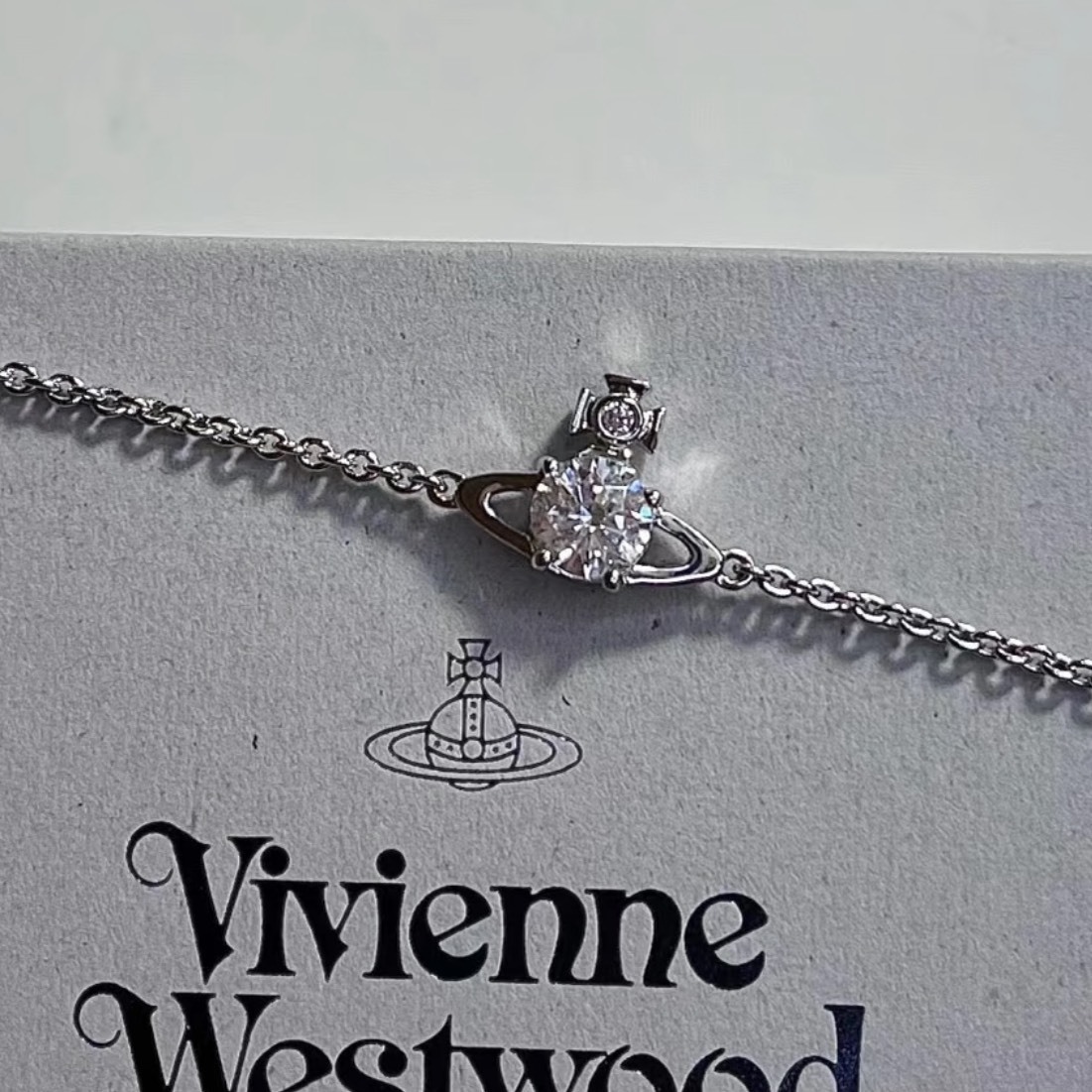 VIVIENNE WESTWOOD 西太后 REINA SMALL BRACELET 土星帶鑽手鍊