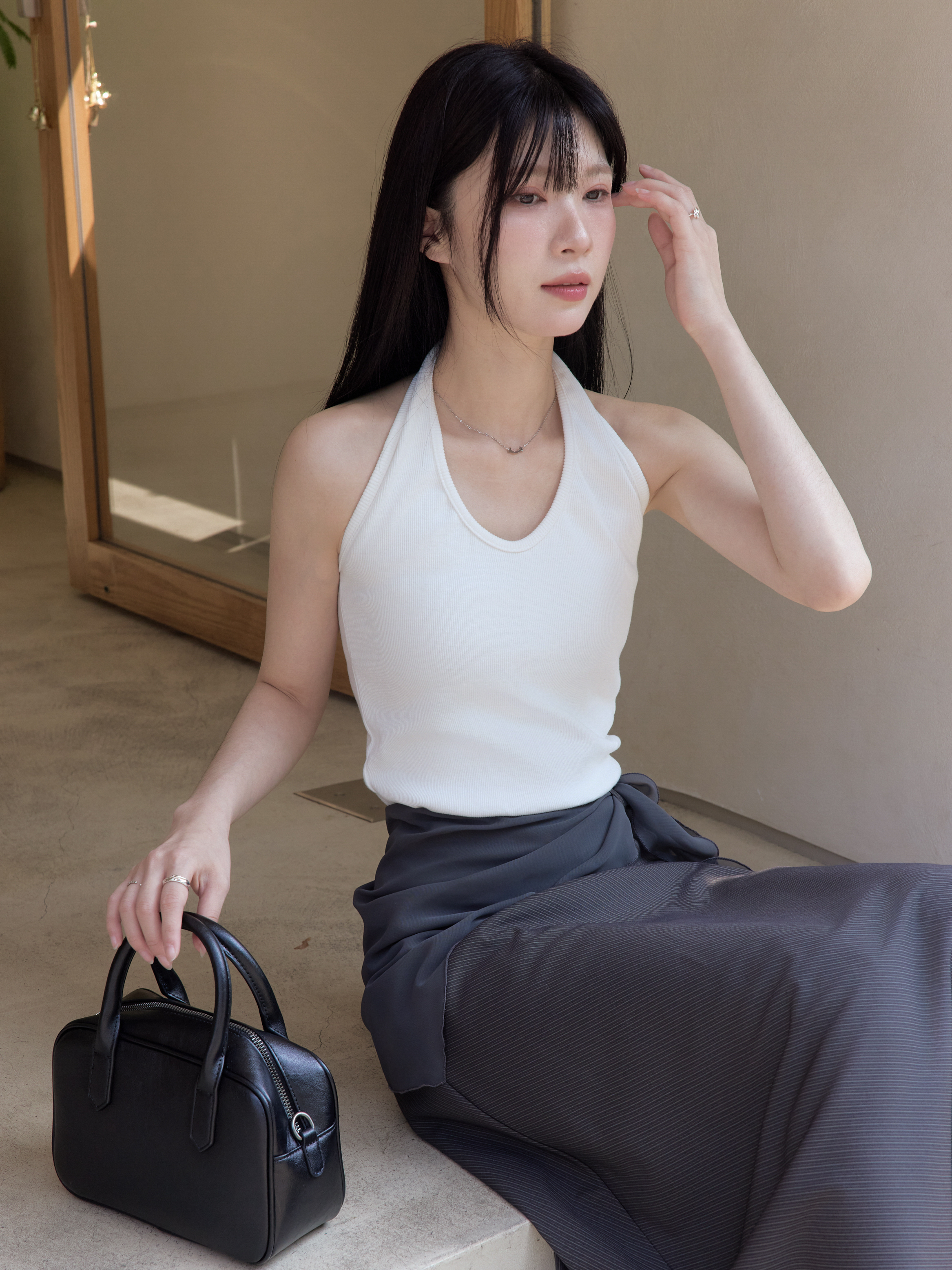 副乳掰掰顯瘦繞頸背心