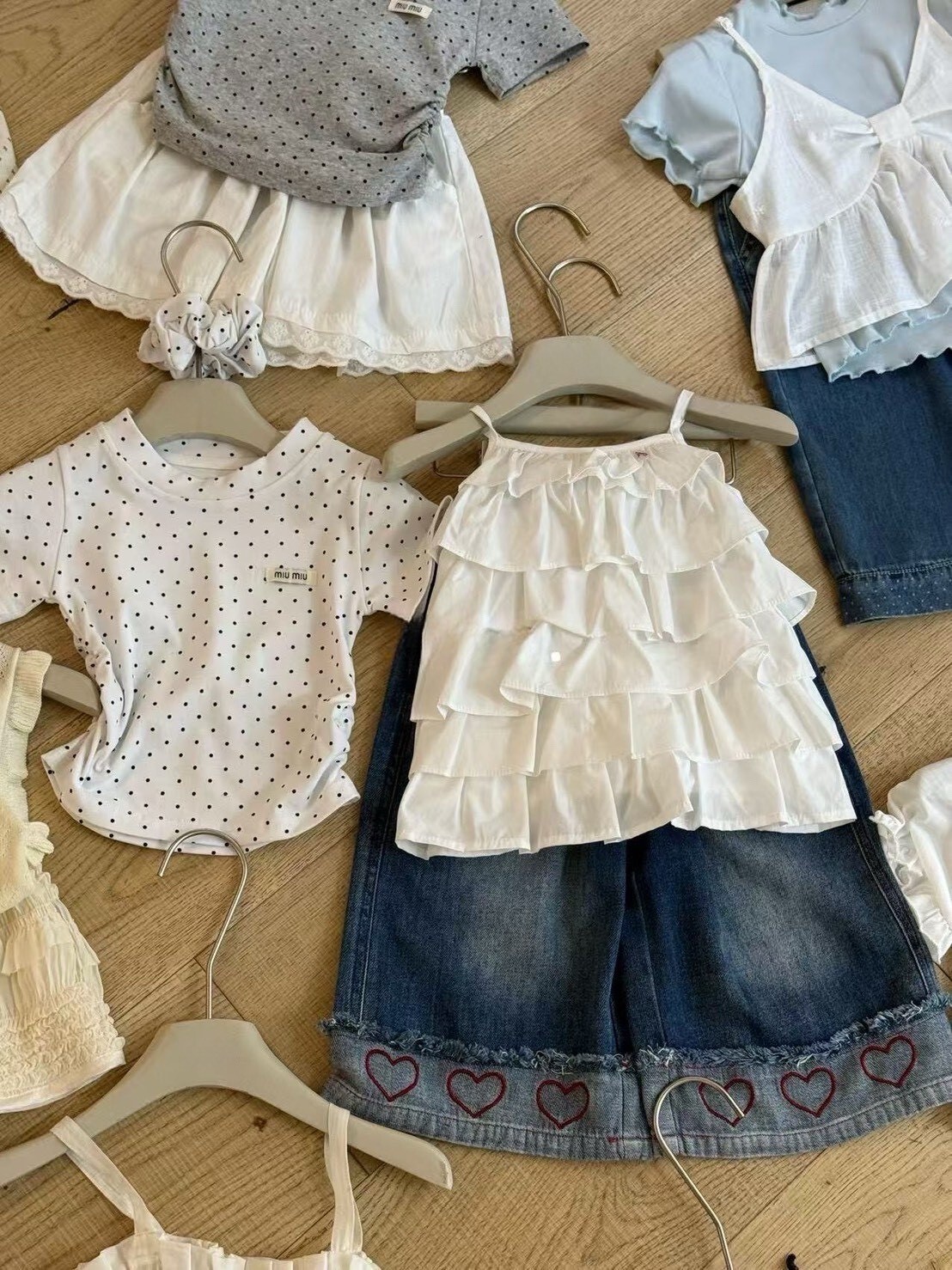 寶貝愛心牛仔褲