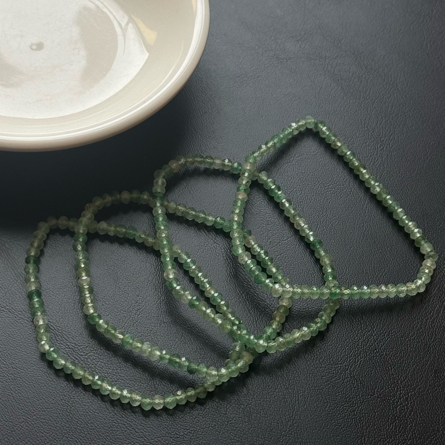 [原石] 綠草莓晶 細手鍊 水晶手串