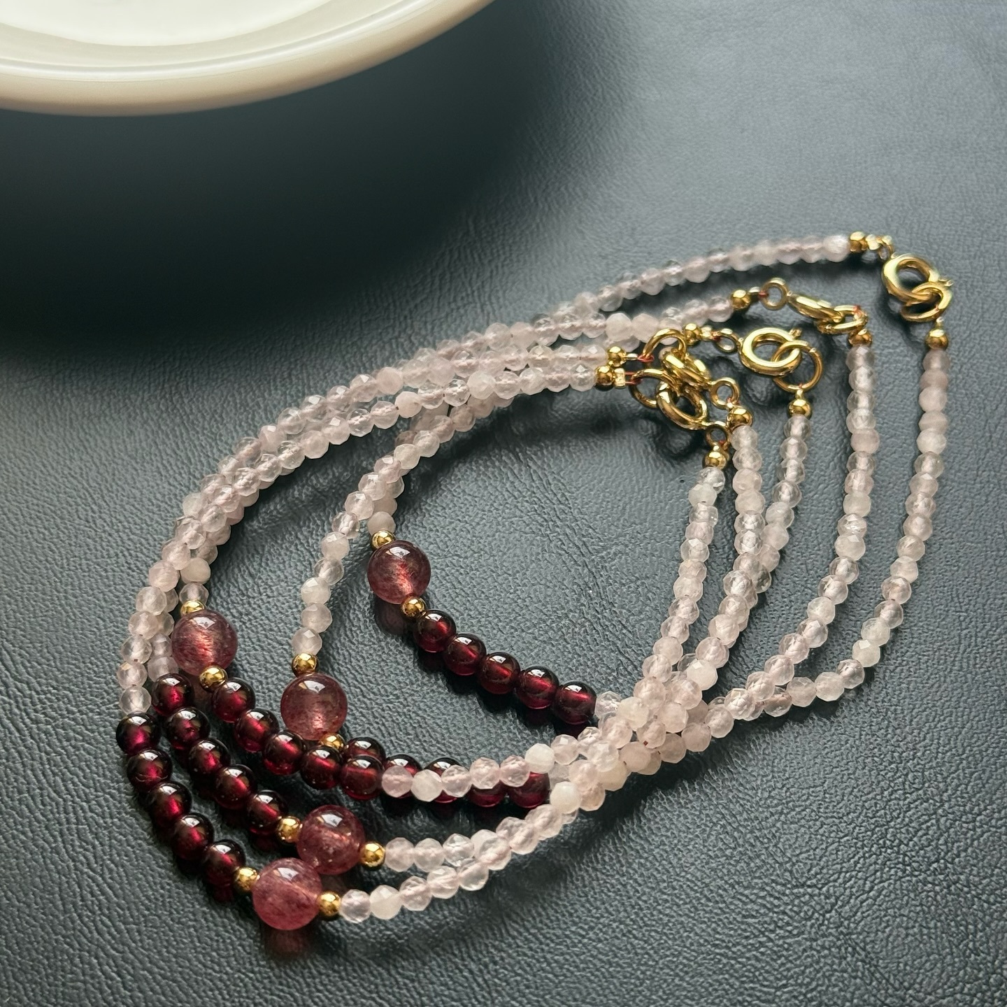 [原石] 粉晶+石榴石+草莓晶 細手鍊 水晶手鏈