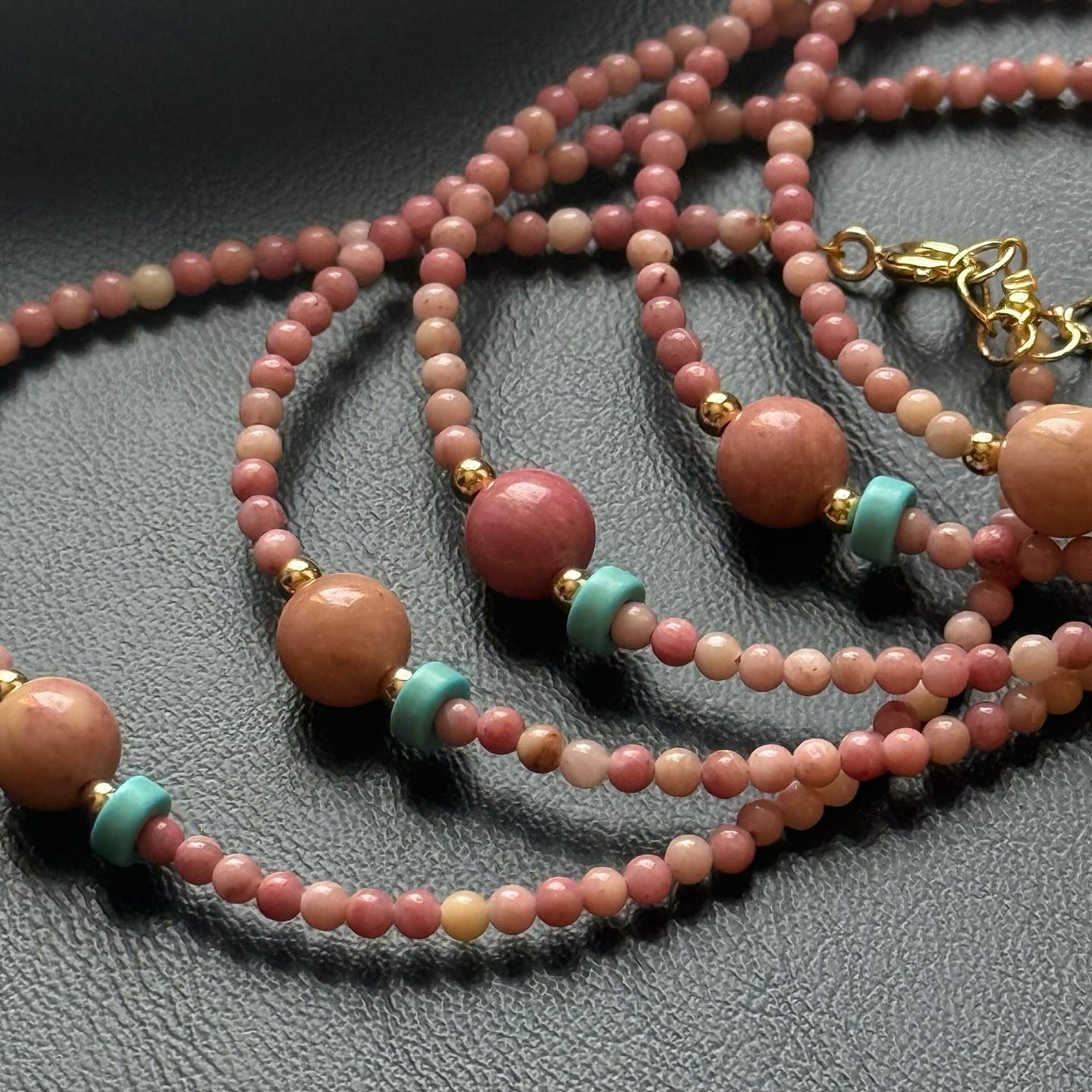 [原石] 薔薇輝石 水晶手鏈