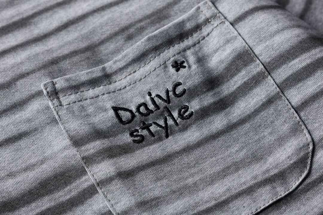 Urban 暈染條紋口袋TEE