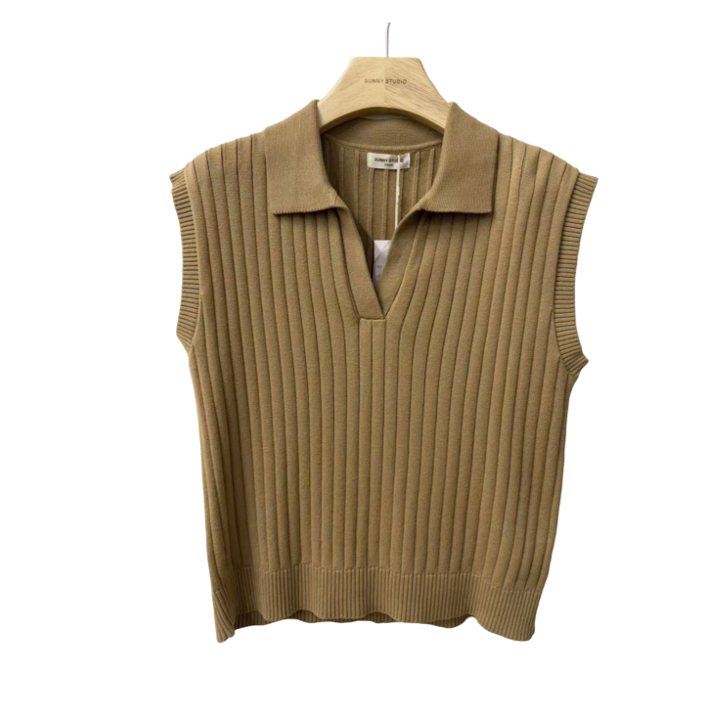 1SO0403-109 [SUNNY STUDIO] Polo Knit Top Camel #770138-NOA (EU)
