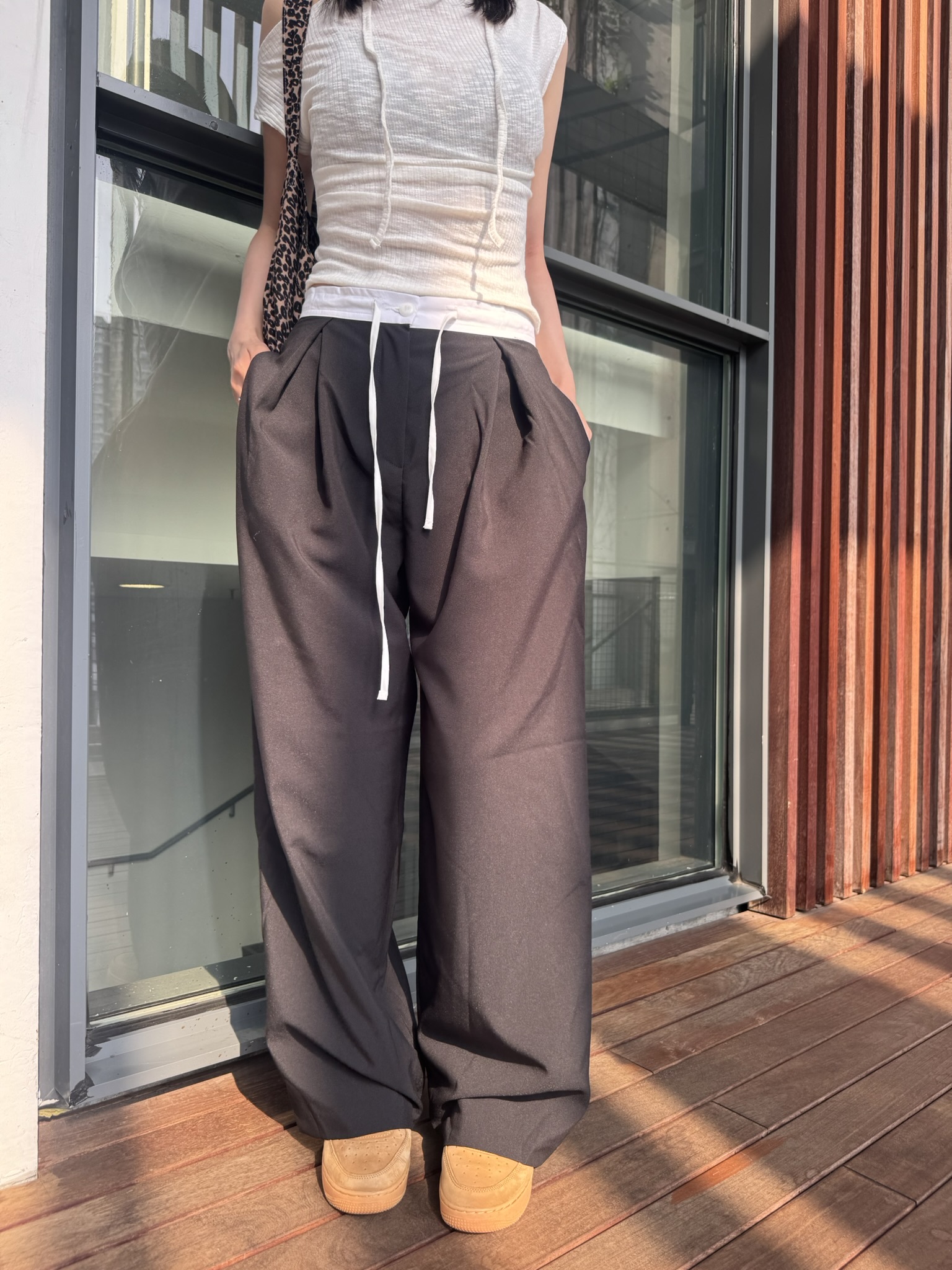 (新貨88折💓)日常輕薄闊西褲 P260401(黑/淺灰)