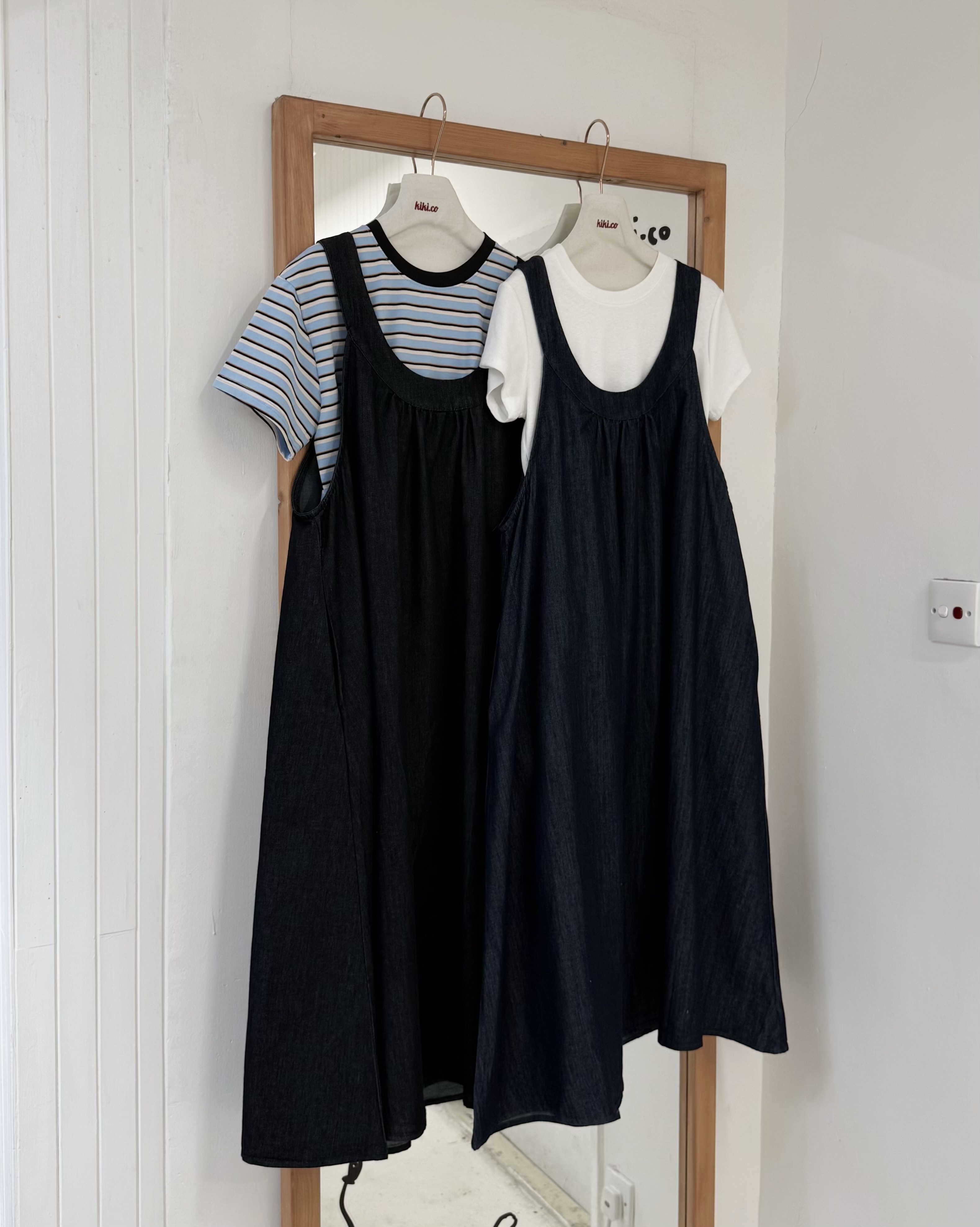 U領吊帶傘型牛仔Onepiece