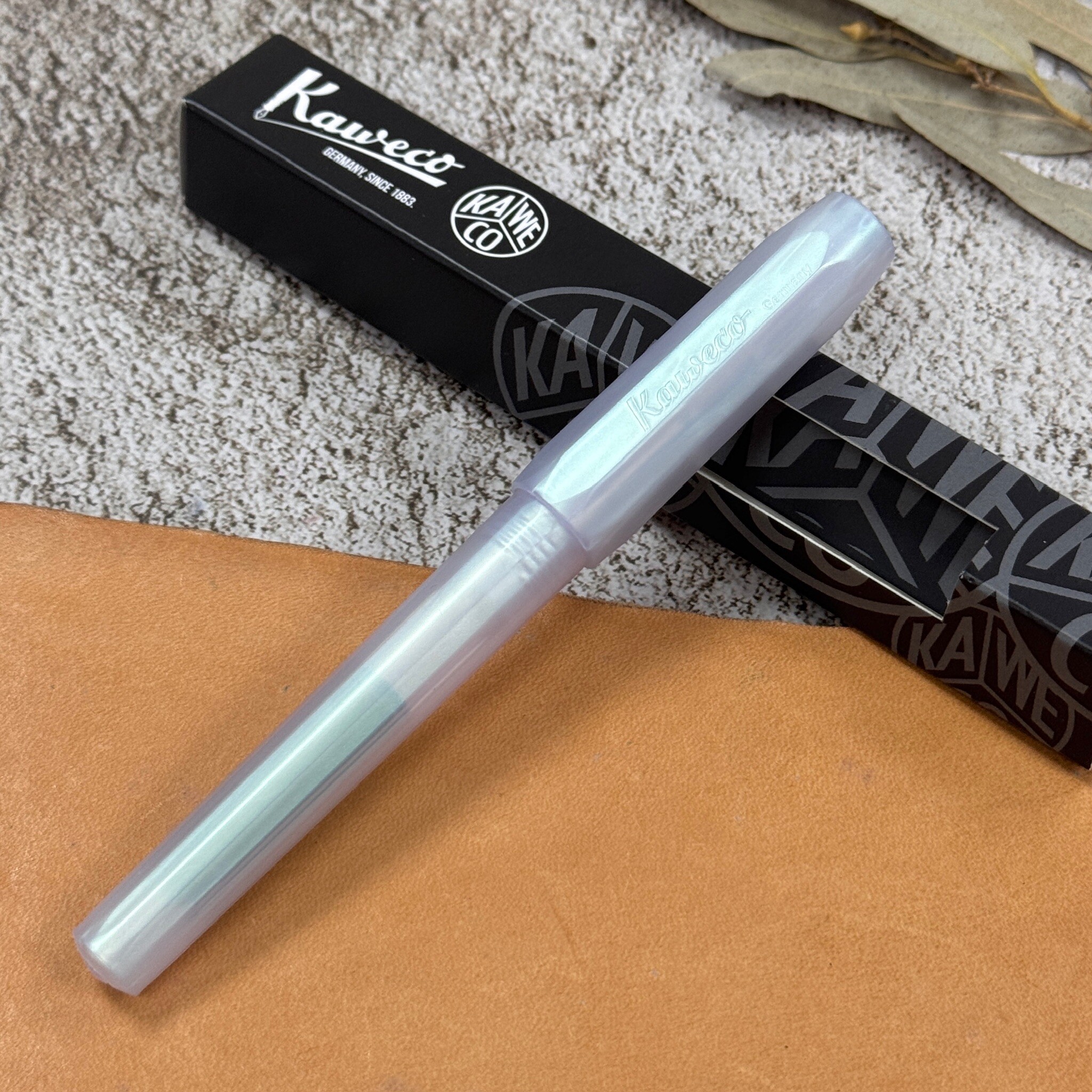 德國 KAWECO ｜ PERKEO 彩虹珍珠白 鋼筆