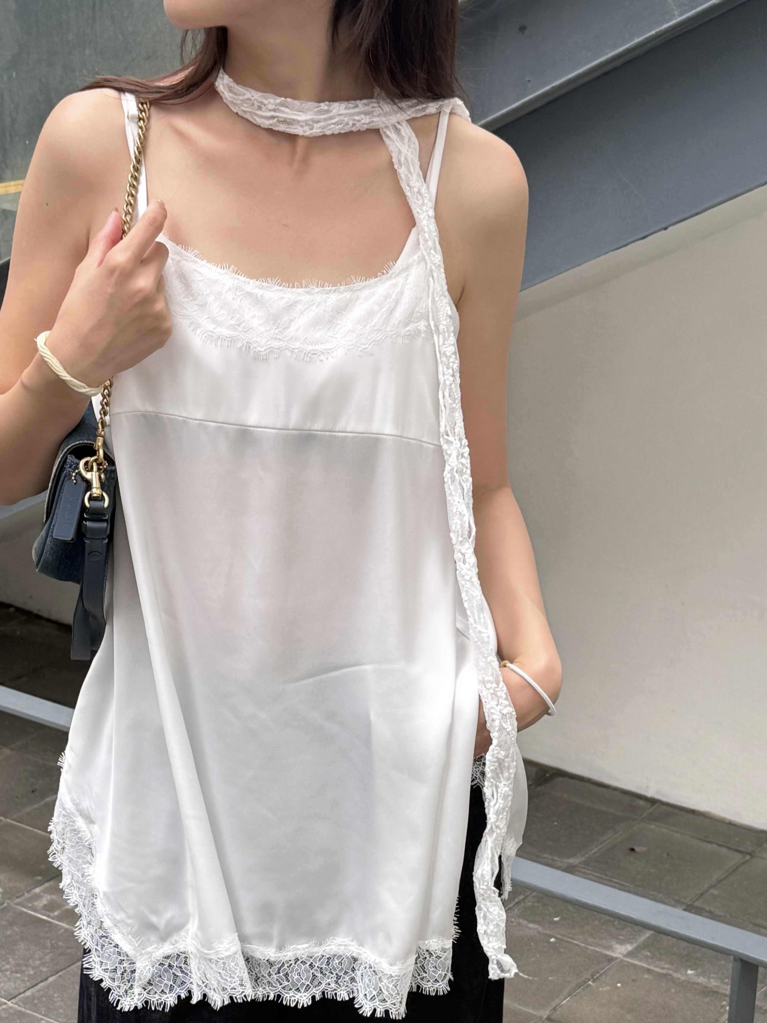 (訂購)必買時尚LACE小頸巾 AC260401(黑/白)