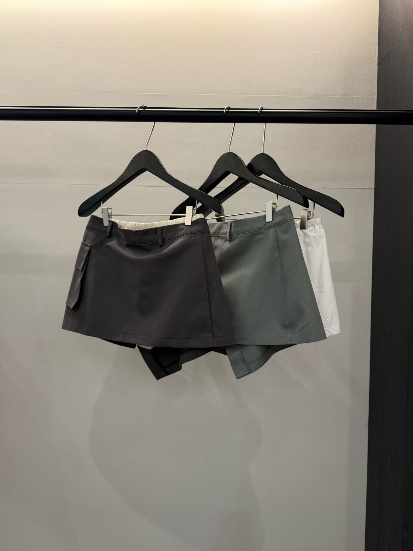 MR6048 工裝口袋短裙褲