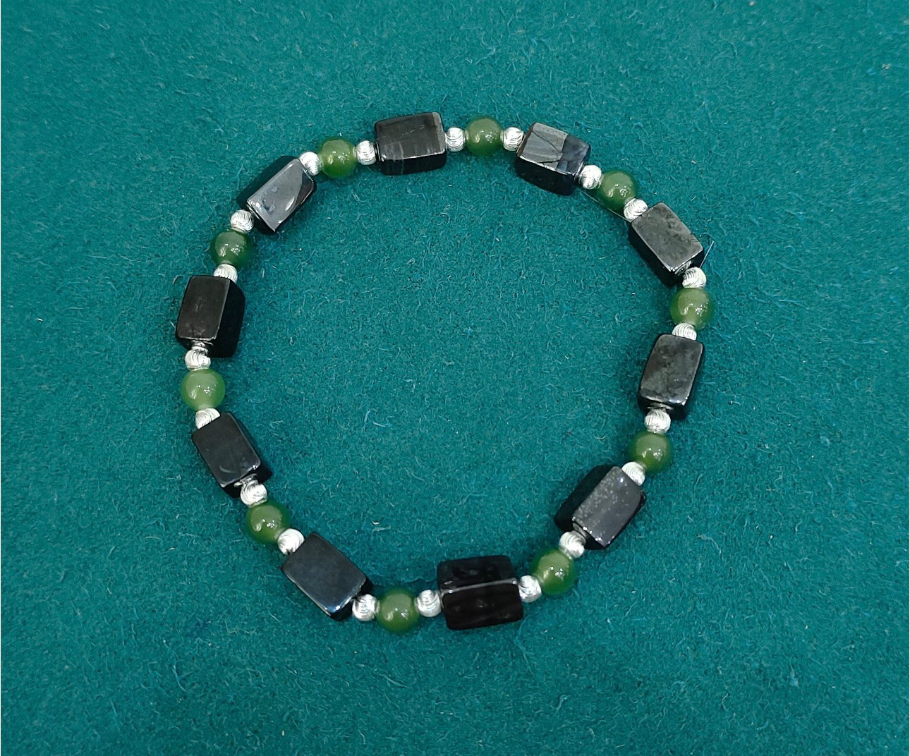 0402gz06-舒俱來-SJL497老油料方糖碧玉手串（A6）