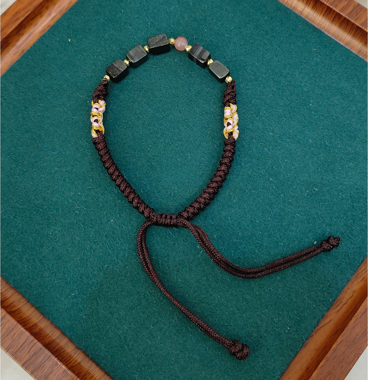 0402gz08-舒俱來-SJL542老油料+南紅手繩（A8）