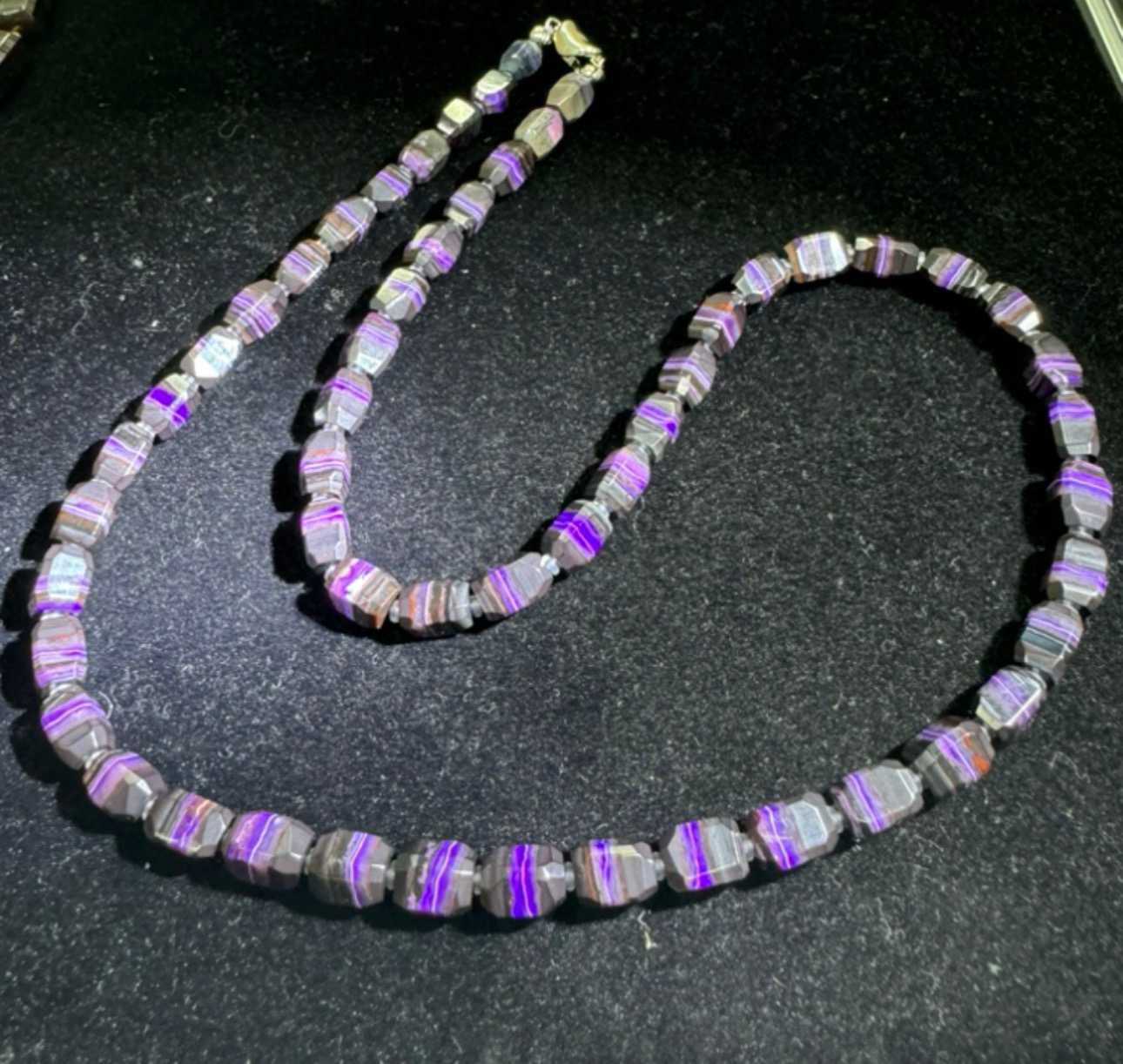 0402gz35-舒俱來-SJL023絲絨皇家紫一線天項鏈（A35）