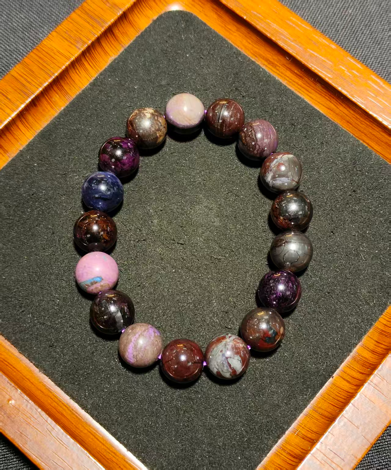 0402gz40-舒俱來-SJL001絲絨老油料手串11-11.5（A40）