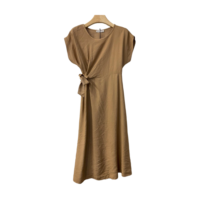 1SO0403-136 [SUNNY STUDIO] Dress With Bow Camel #56161 (EU)