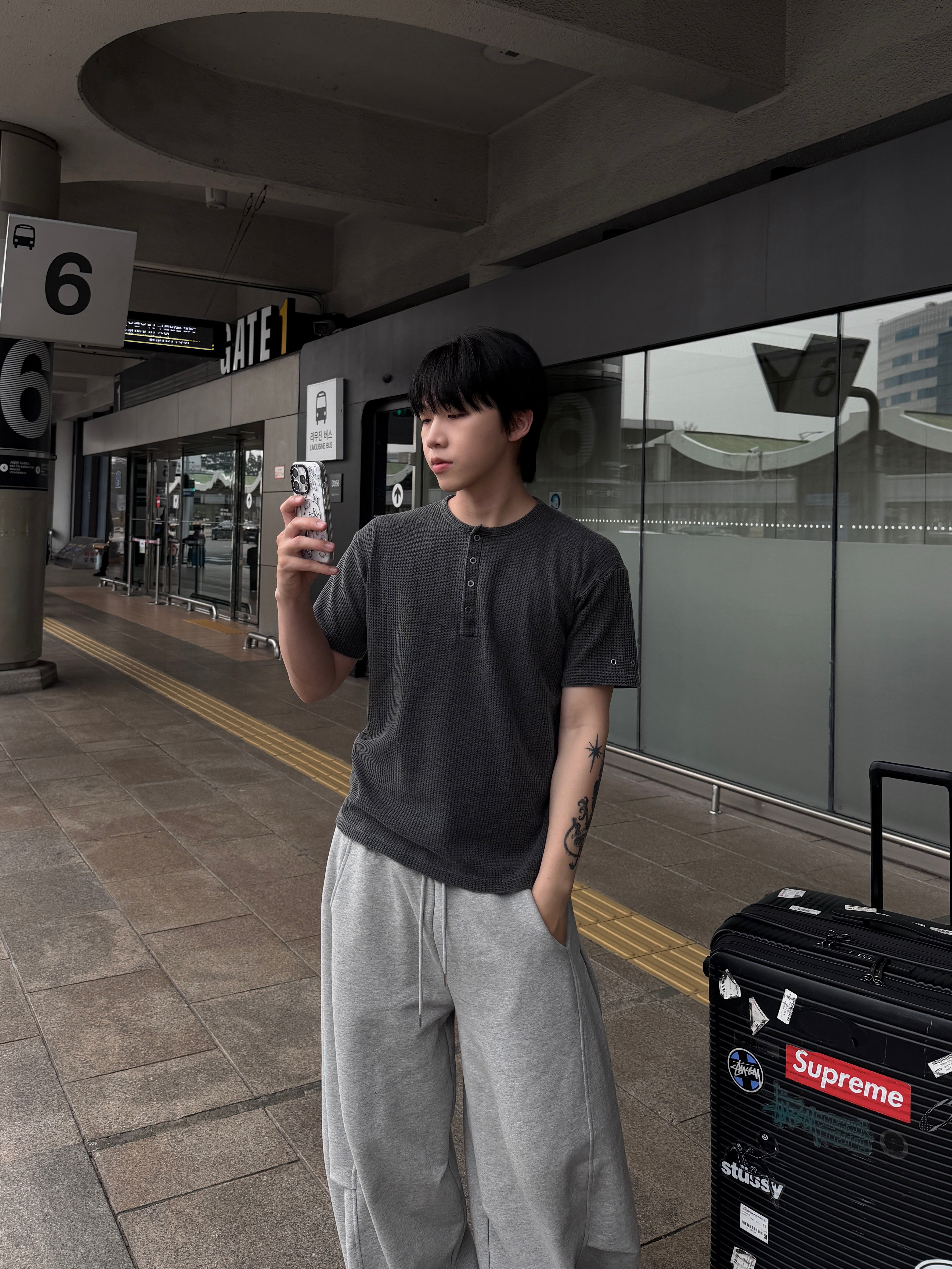 亨利領 顯壯微合身 水洗短袖上衣