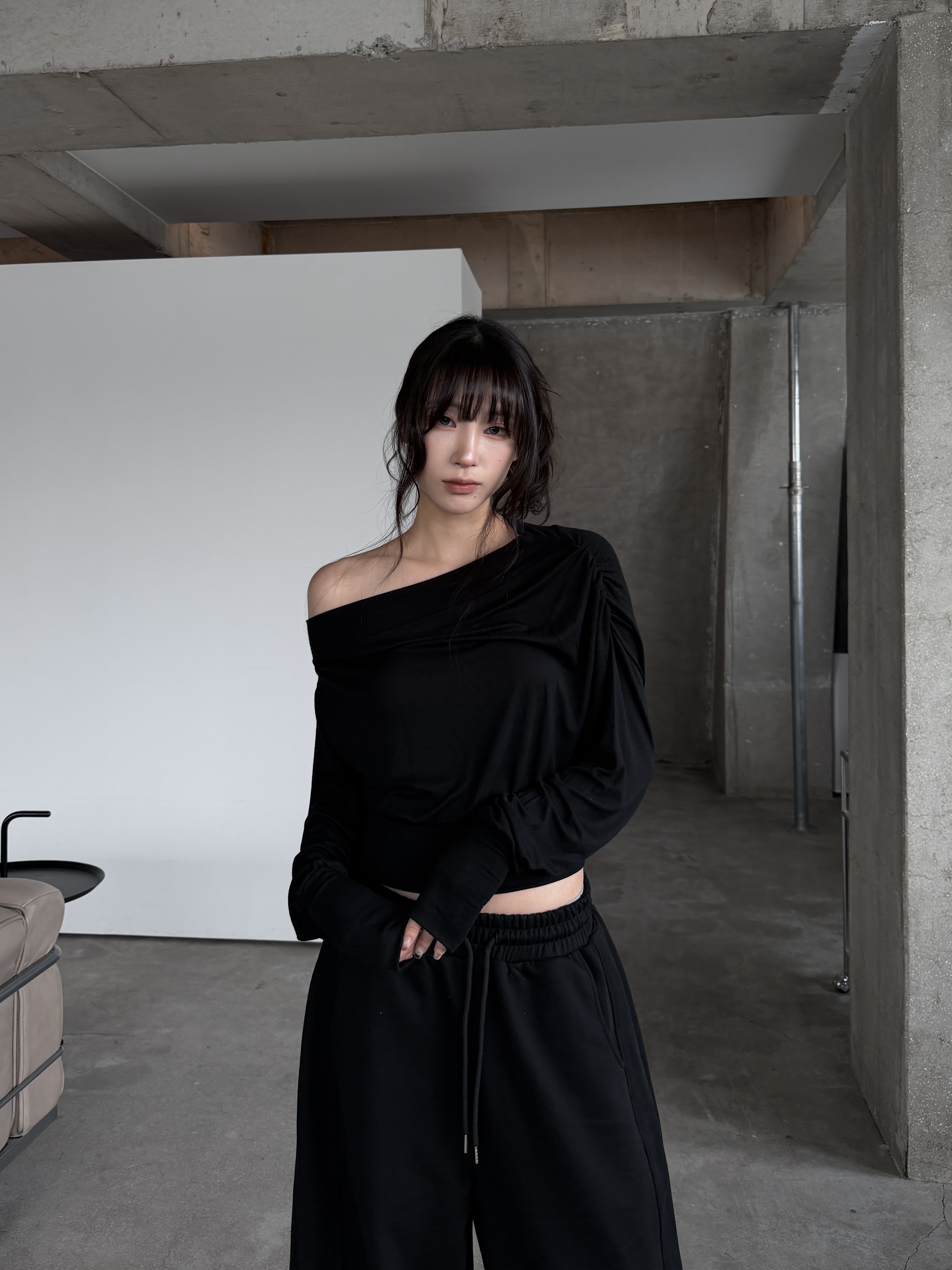 不規則 斜肩修身 長袖上衣