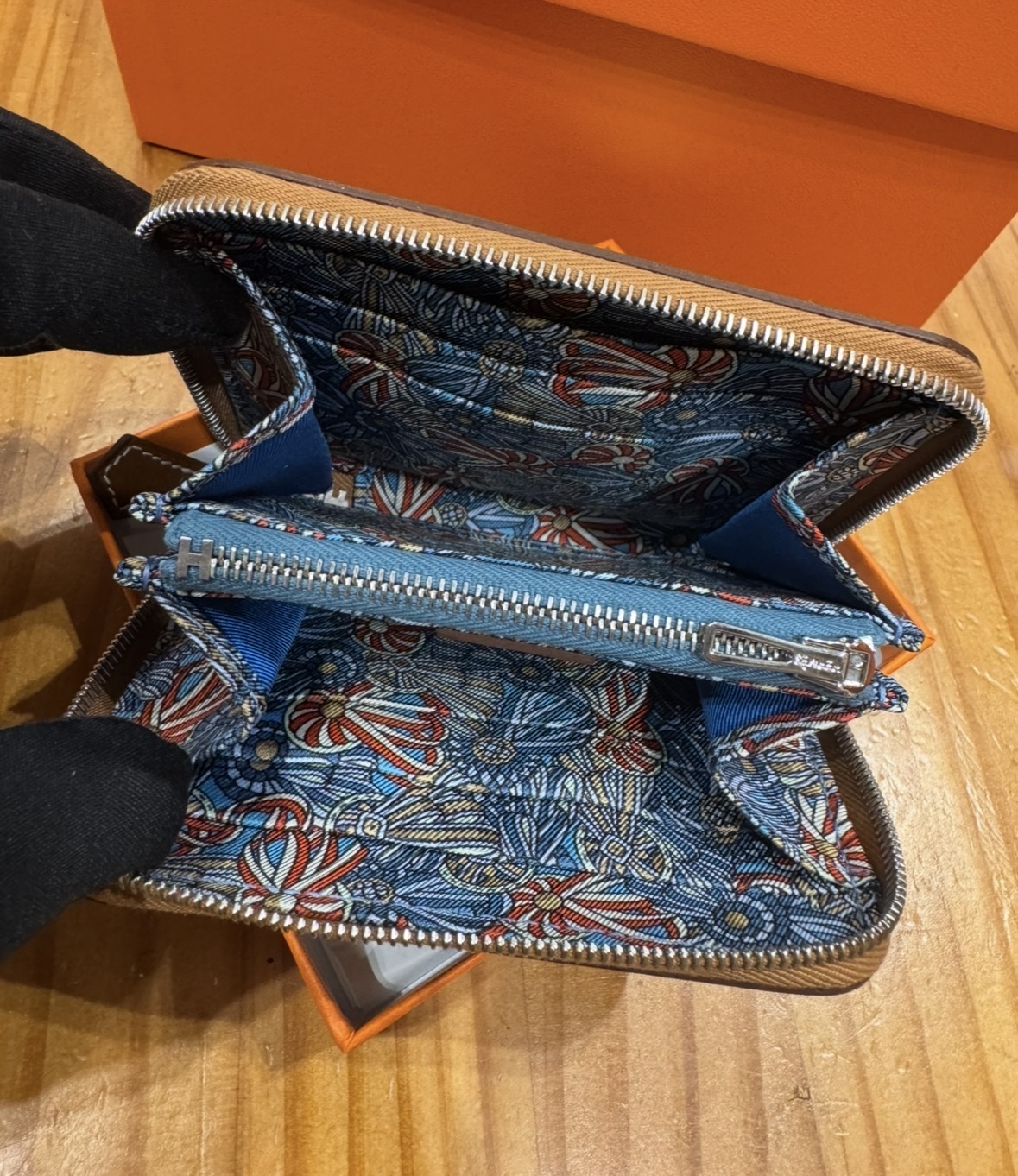 Silk'In Compact wallet Gold / Bleu Navy / Vert Fizz