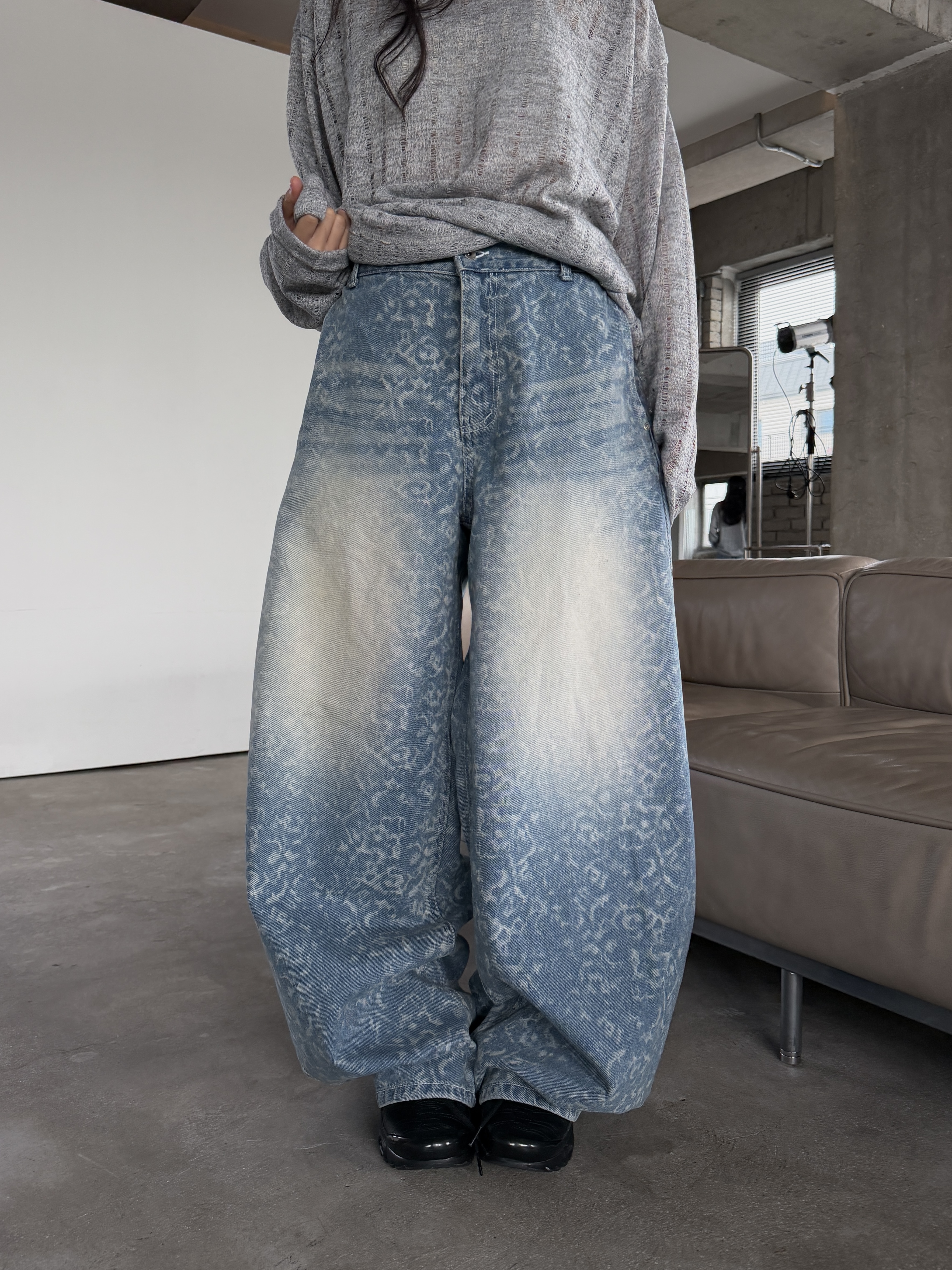 仿舊豹紋 褪色水洗 闊腿落地牛仔褲