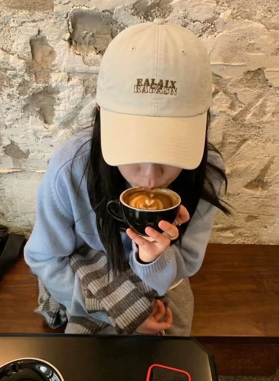 簍空感EALALX棒球帽