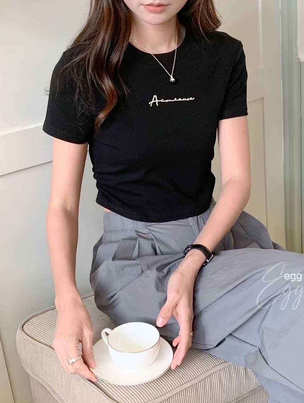 燙銀草寫側抓皺棉質衣