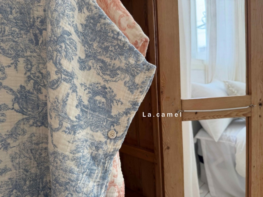 正韓夏Lacamel 兩色雲彩連帽浴巾