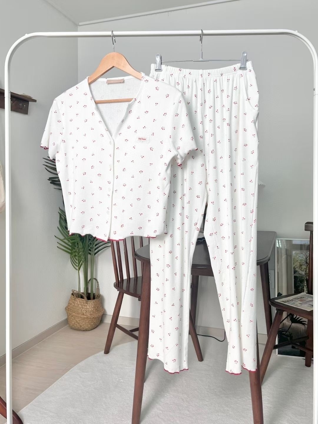 O14 (短袖)莫代爾棉 櫻桃 bra睡衣