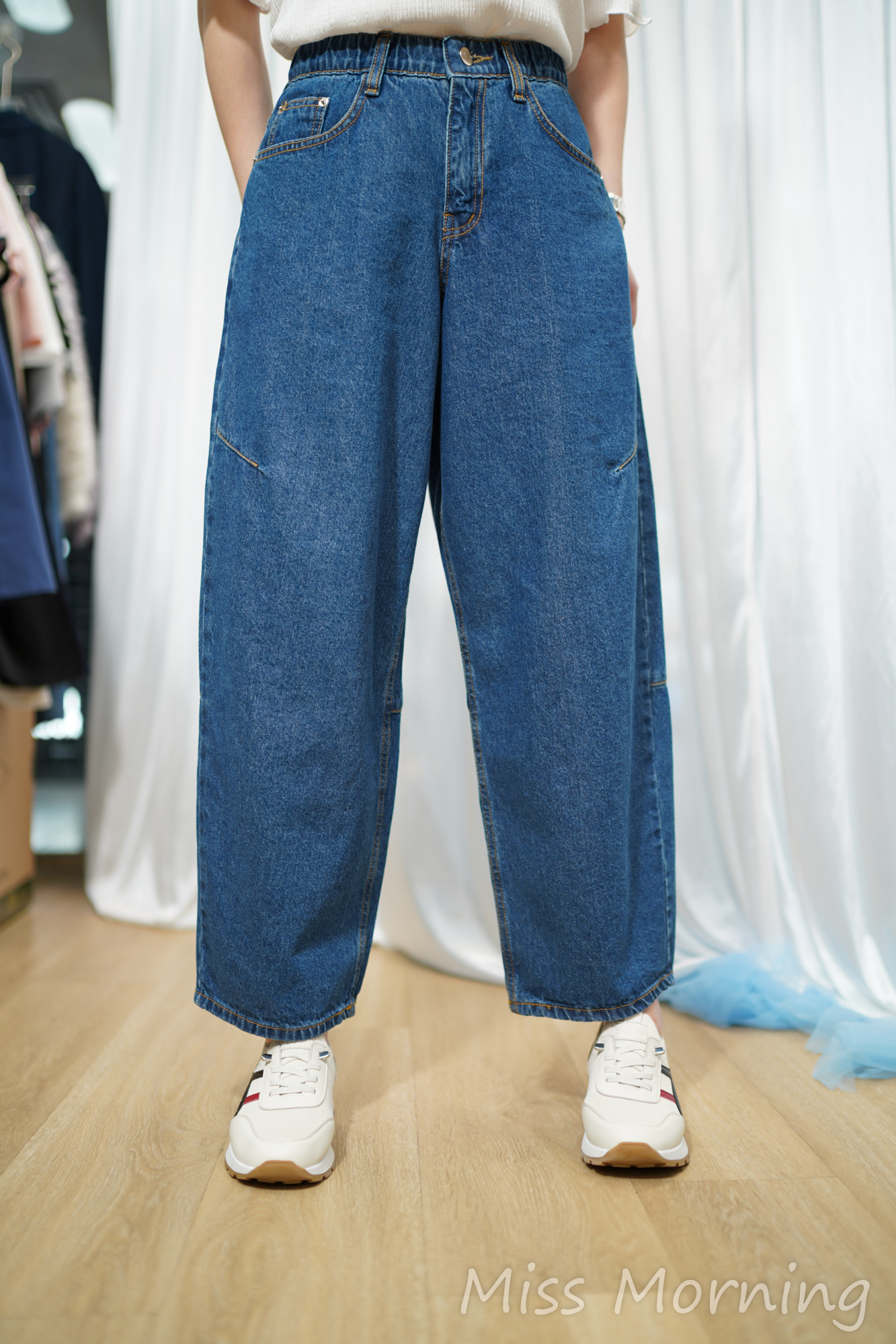 悠閑自在遮下身肥boy牛(34120)