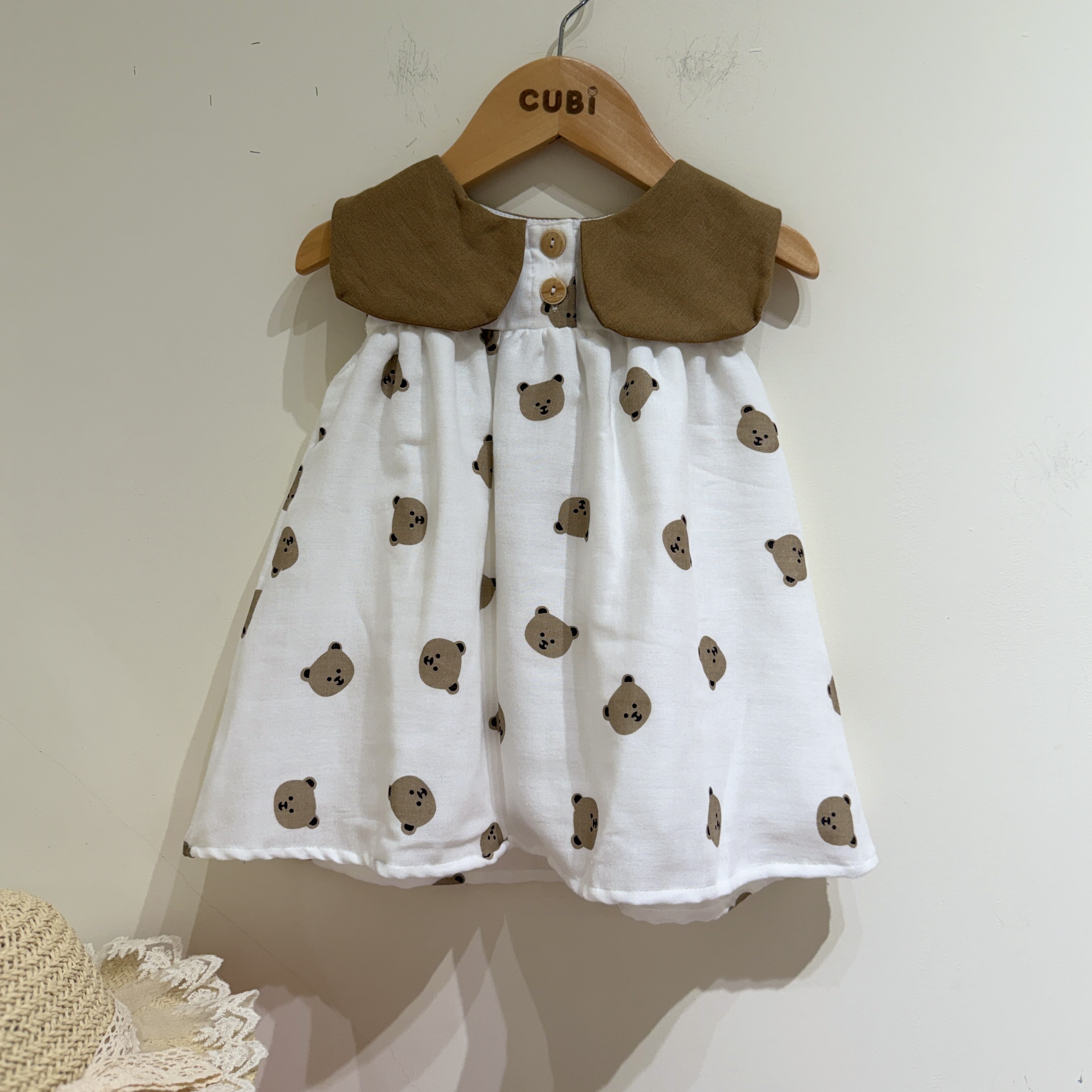 泰國 小熊印花大領口洋裝