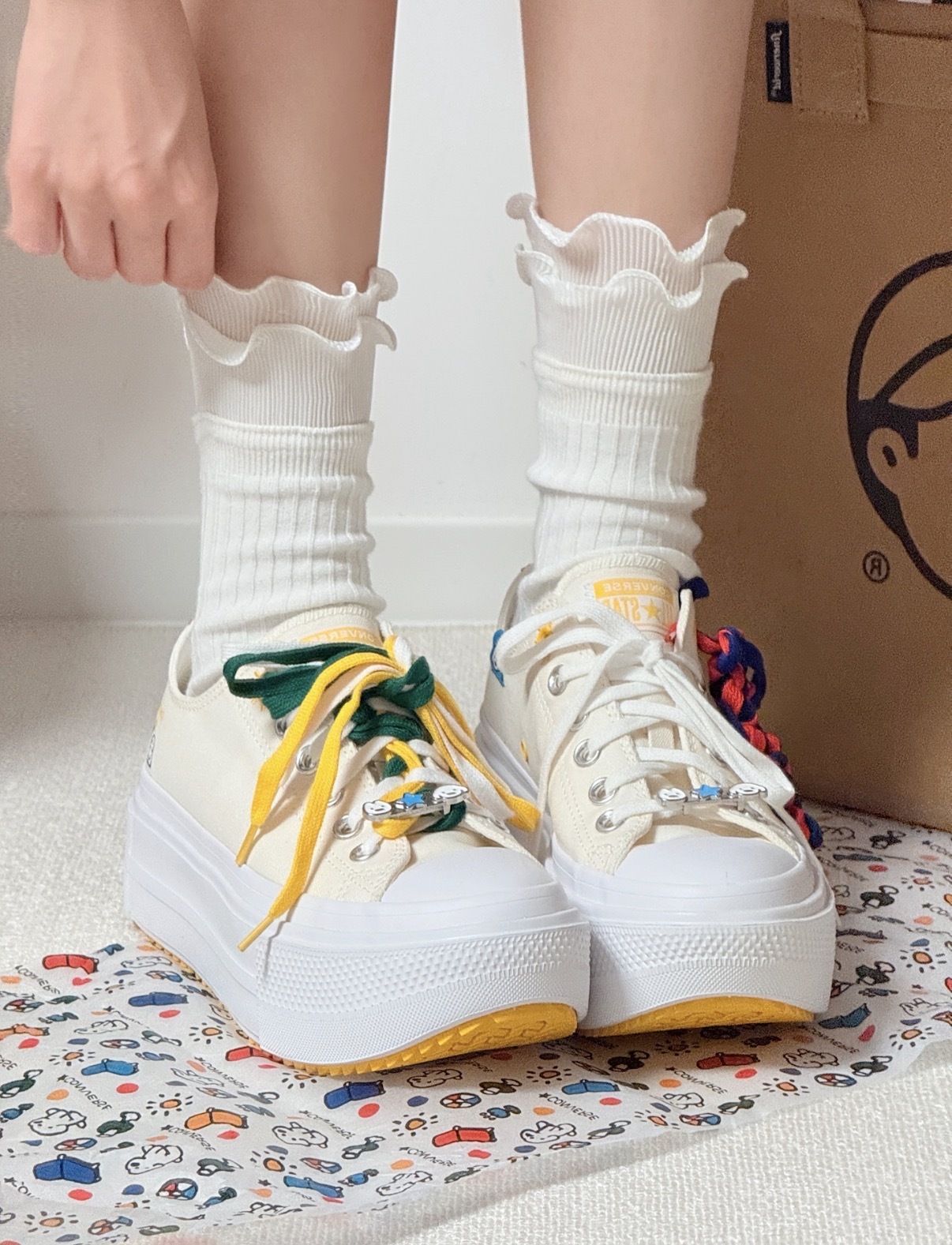 聯名款 女鞋 CONVERSE x MATSUI LIFT DOUBLE STACK 米 厚底 多色鞋帶 插畫小狗 多巴胺 帆布鞋【A22181C】 CONMATSUI