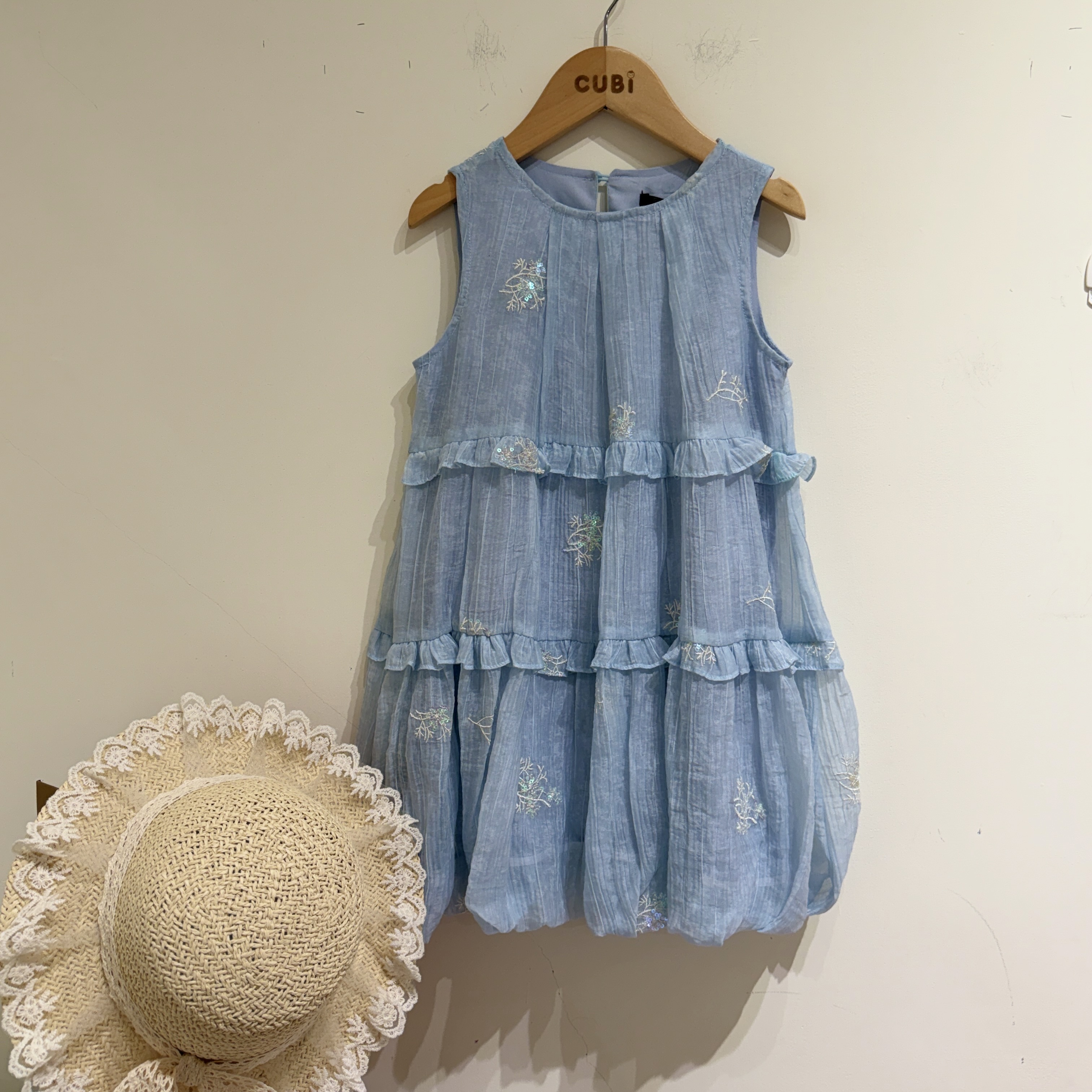 26夏 海霧刺繡天絲洋裝