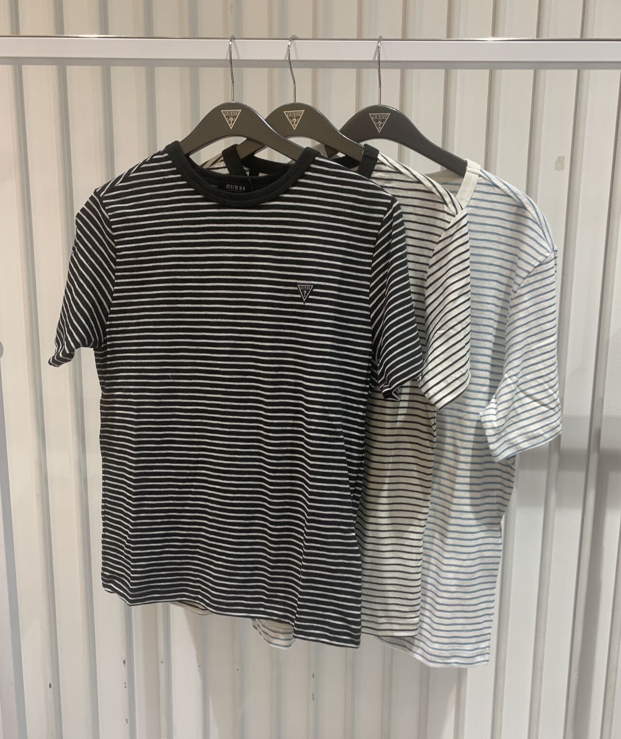 韓國代購 GUESS 01 男女同款TOP