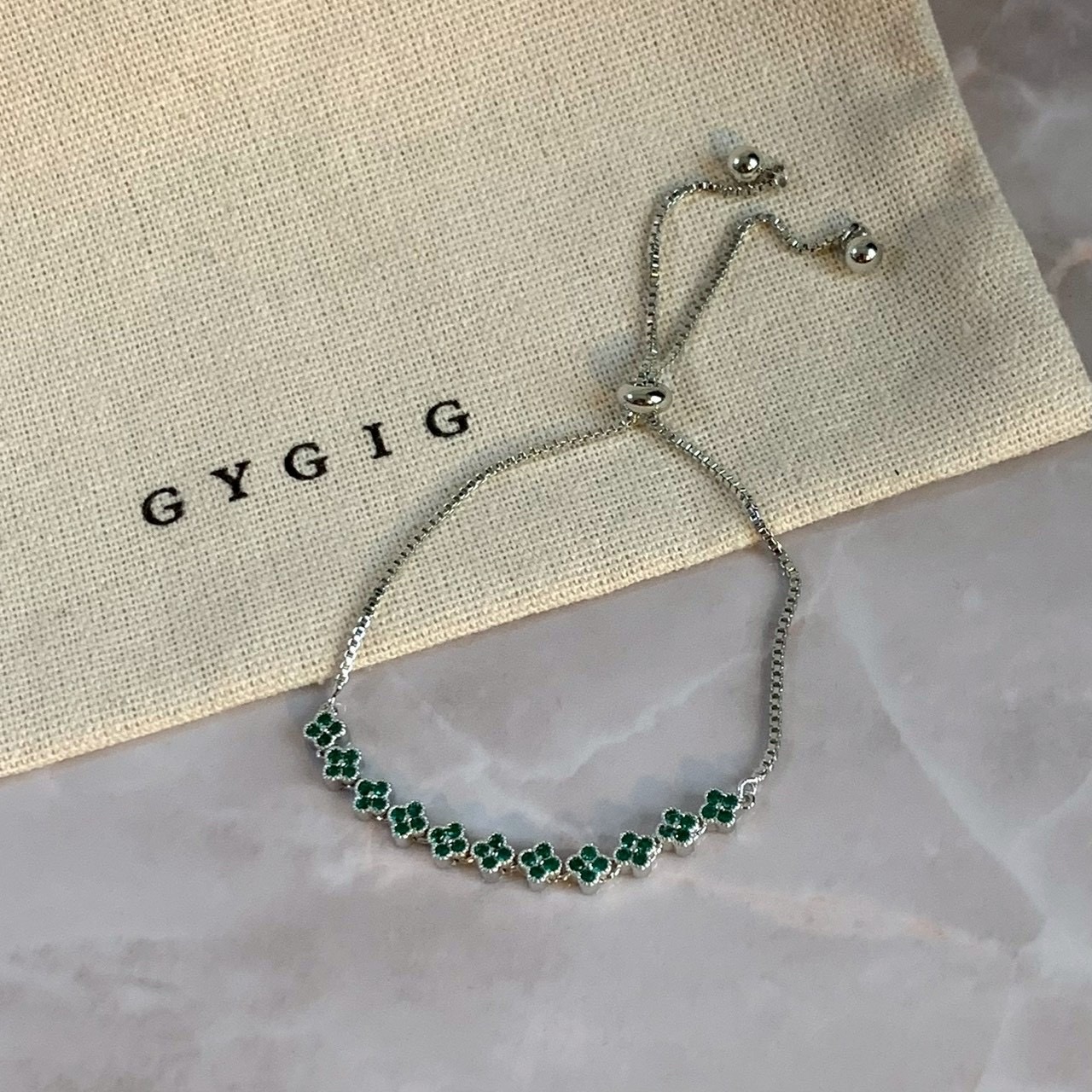 Gy”mini白金綠鑽細神仙小老花”重磅活圍抽拉手鍊