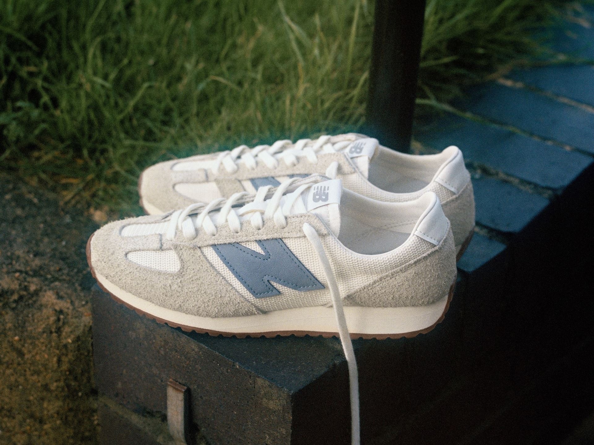 預購┃new balance 471 NB 米白 藍紫 張員瑛同款