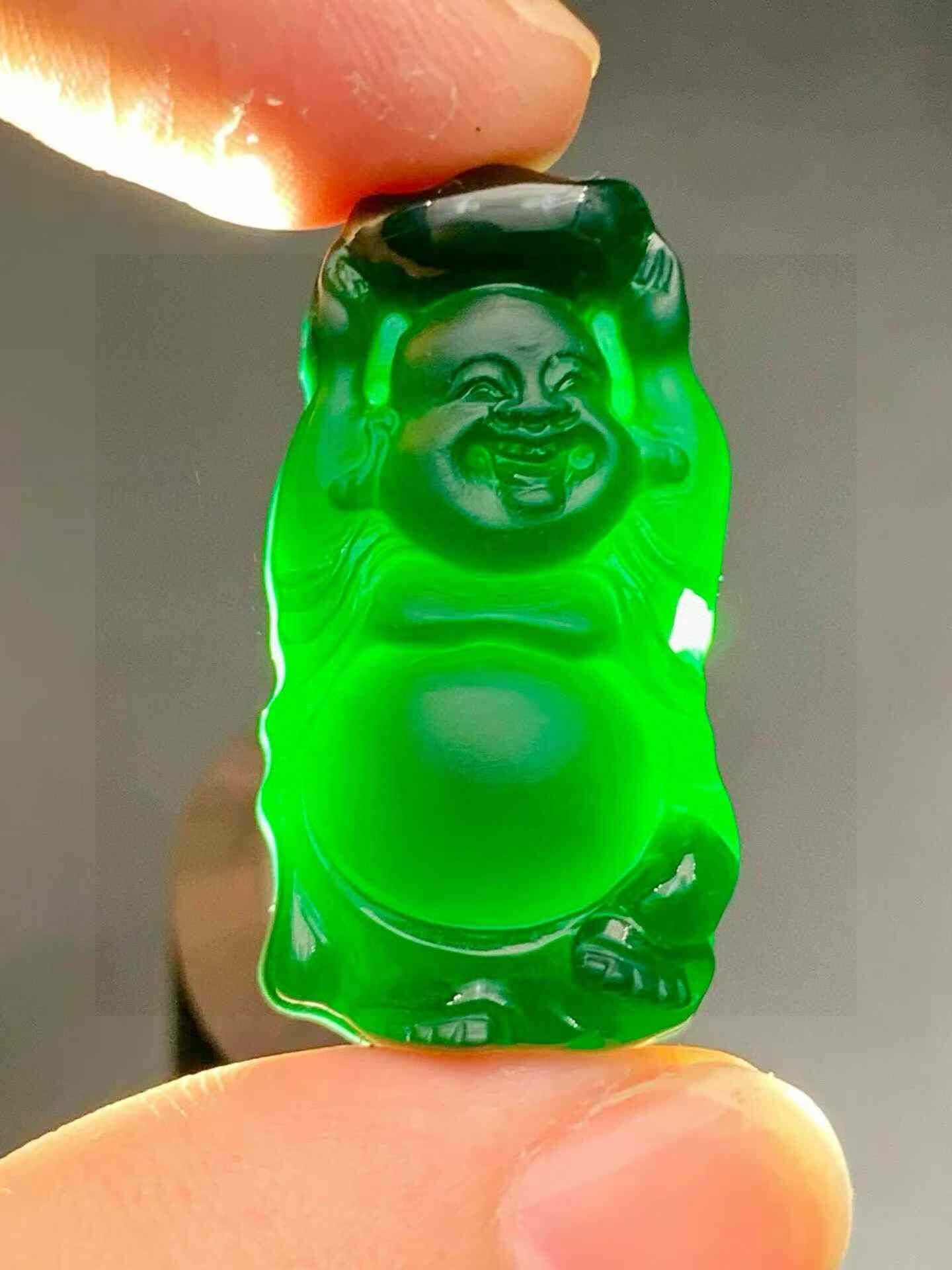 3255964 翡翠墨翠站佛