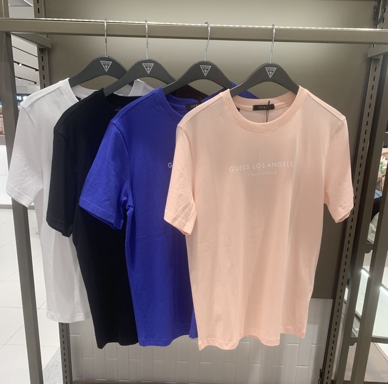 韓國代購 GUESS 14 男女同款TOP