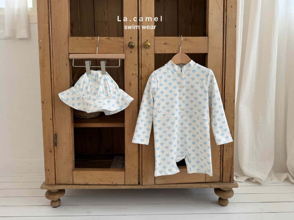 正韓夏Lacamel 寶寶藍愛心泳衣