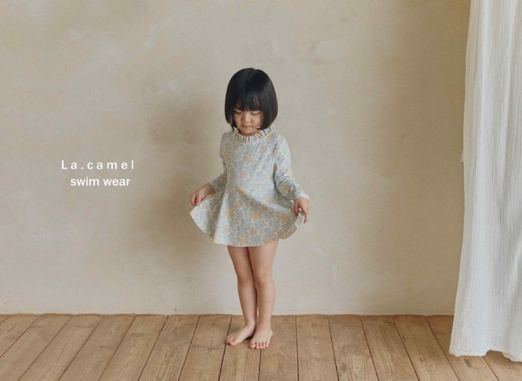 正韓夏Lacamel 兩色1+1外套泳衣兩件組