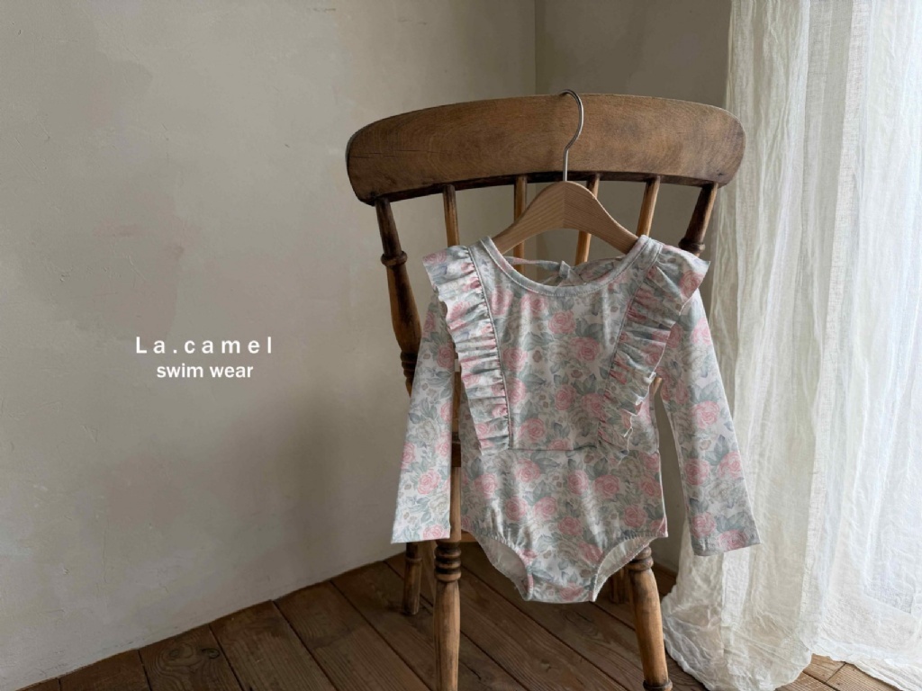 正韓夏Lacamel 彩色花荷葉邊長袖泳衣