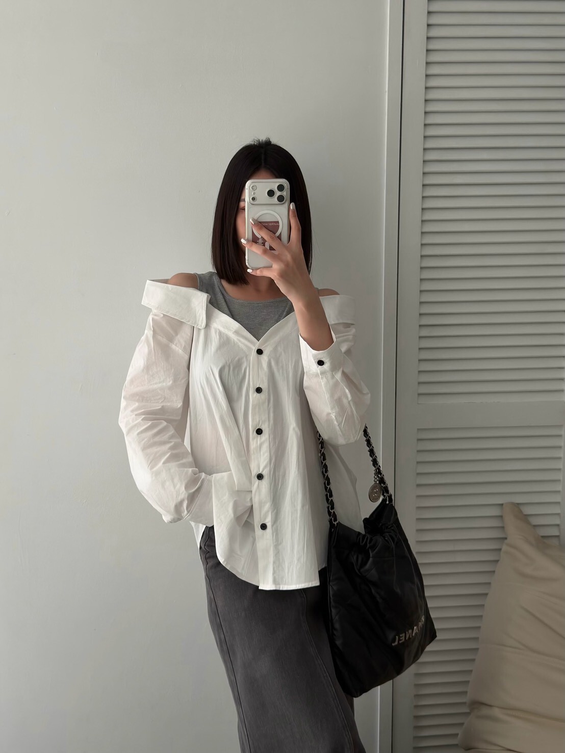 假兩件露肩襯衫