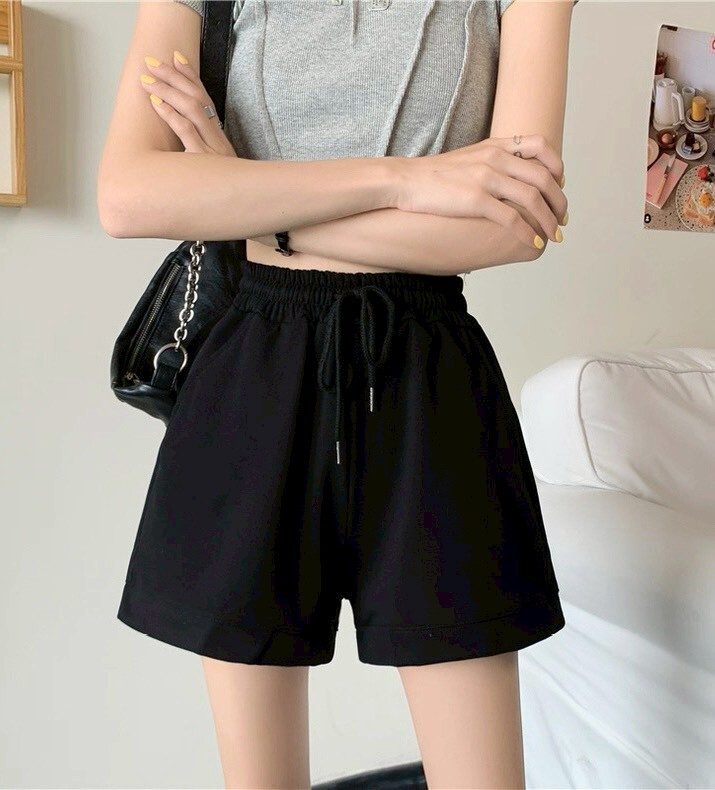 褲管反摺鬆緊腰棉質短褲