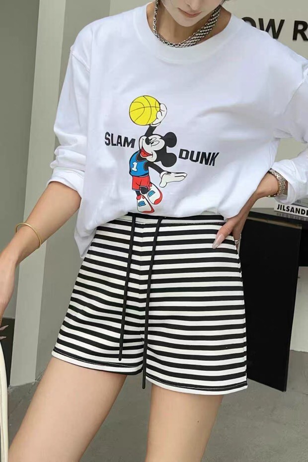 抽繩鬆緊橫條冰絲短褲