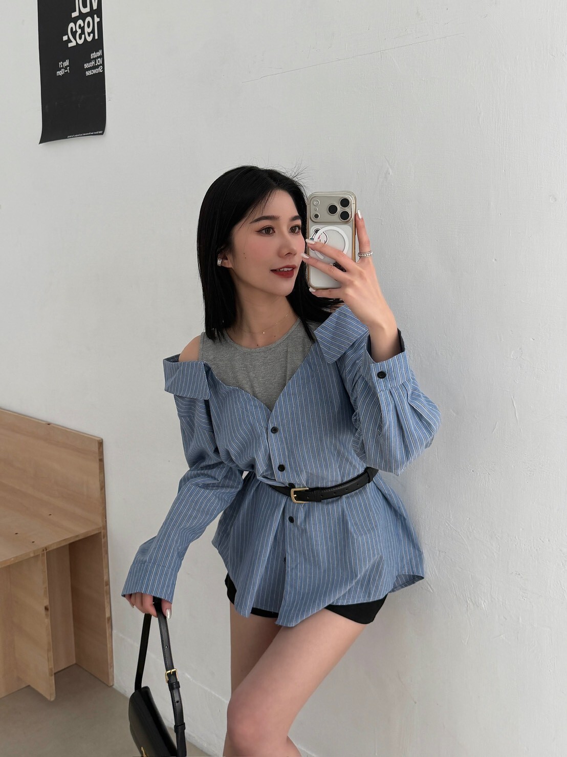 假兩件露肩襯衫