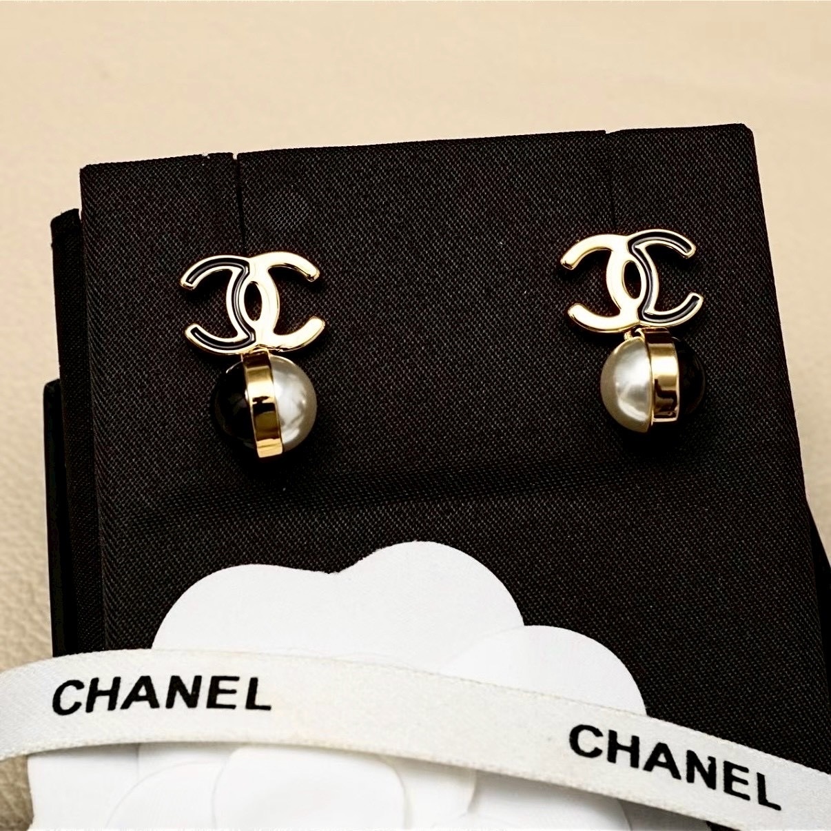 18k”香奶奶26p黑金琺瑯大雙c球高奢定製耳墜/耳釘系列